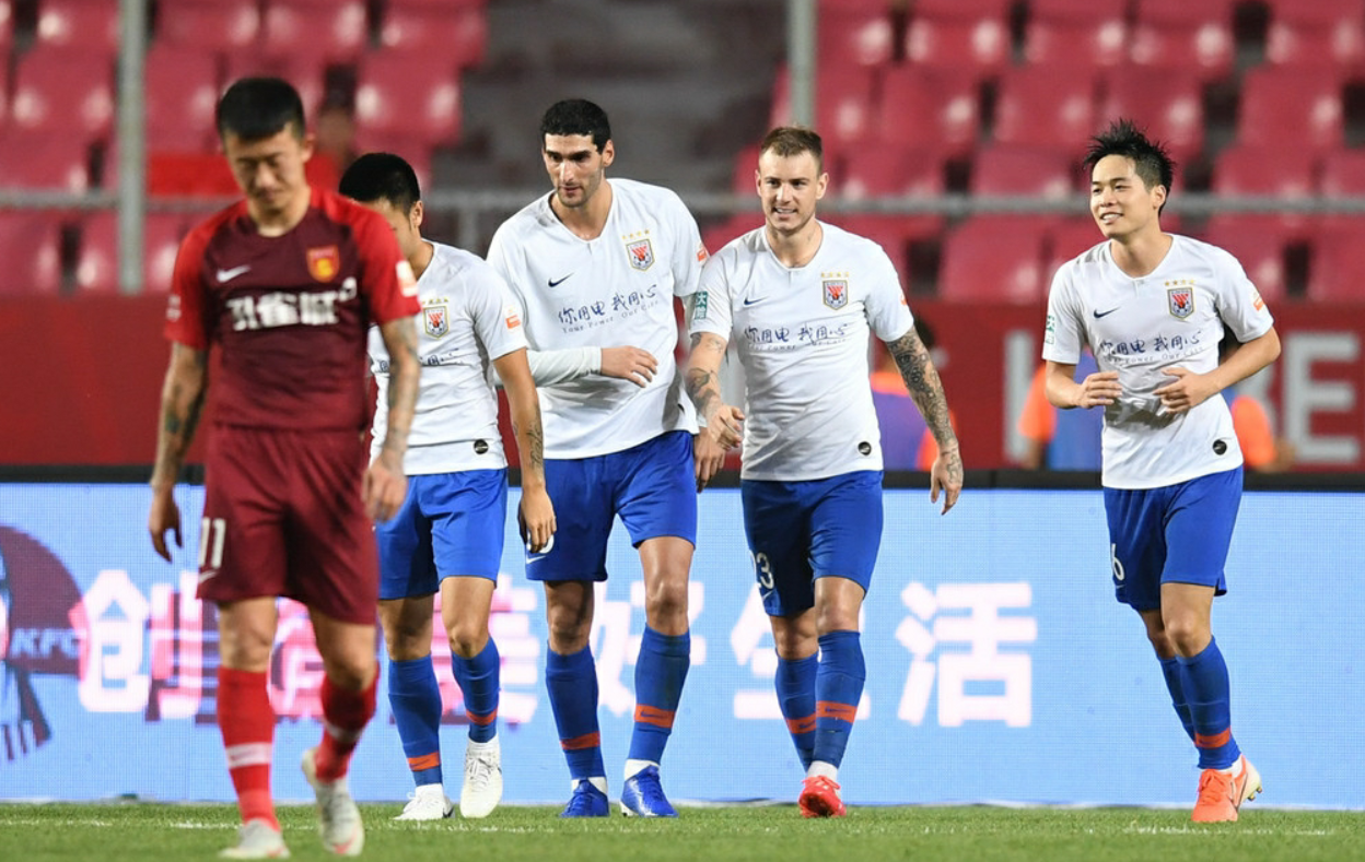  欧超杯今夜走向成谜；雷恩主帅复盘；质疑声四起；年轻球员获得机会