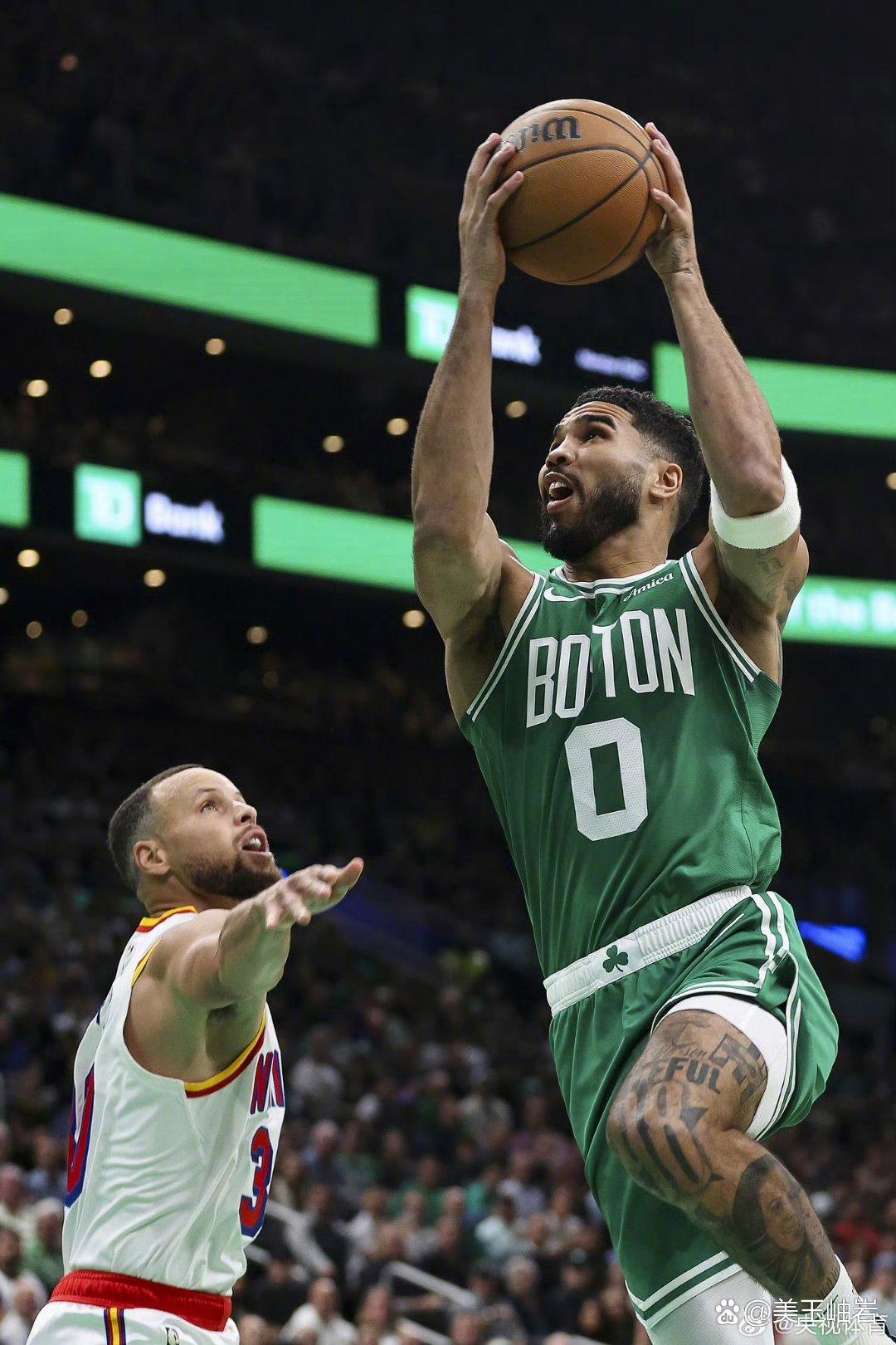 包含NBA常规赛国际比赛日再迎强敌；波士顿凯尔特人迎来里程碑；主帅态度：引发热议；医务组通报恢复的词条