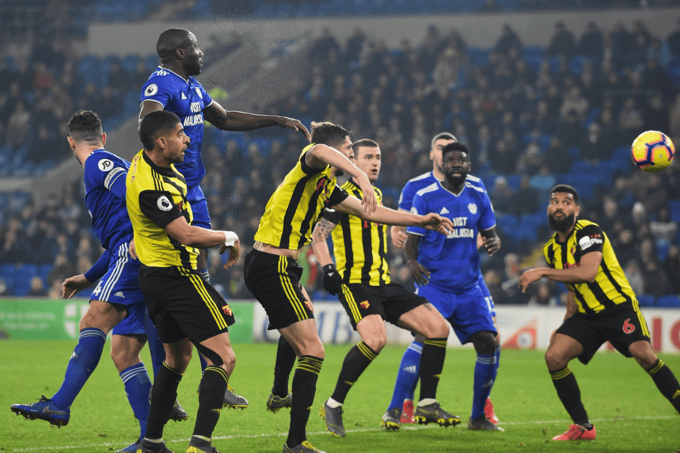 包含今夜塞维利亚备战英超，战术微调细节曝光，管理层满意，纪律约束更严格的词条