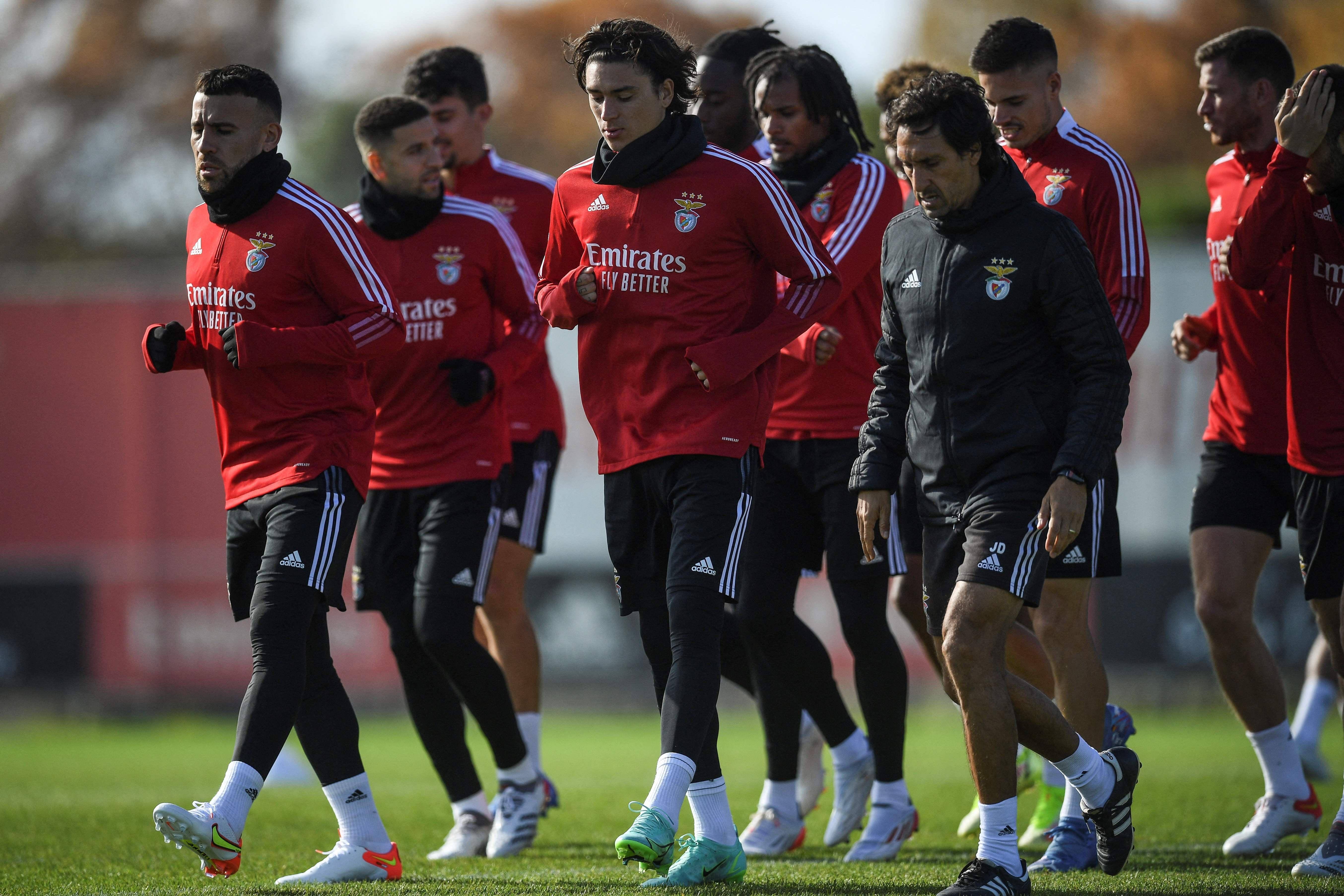 关于赛前体能课后，罗马完成体检备战欧冠，信心回归，医务组通报恢复的信息